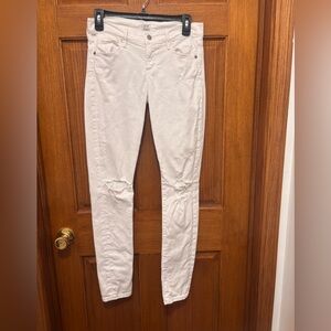 C of H LA White Low Rise Skinny Jeans. Sz 26